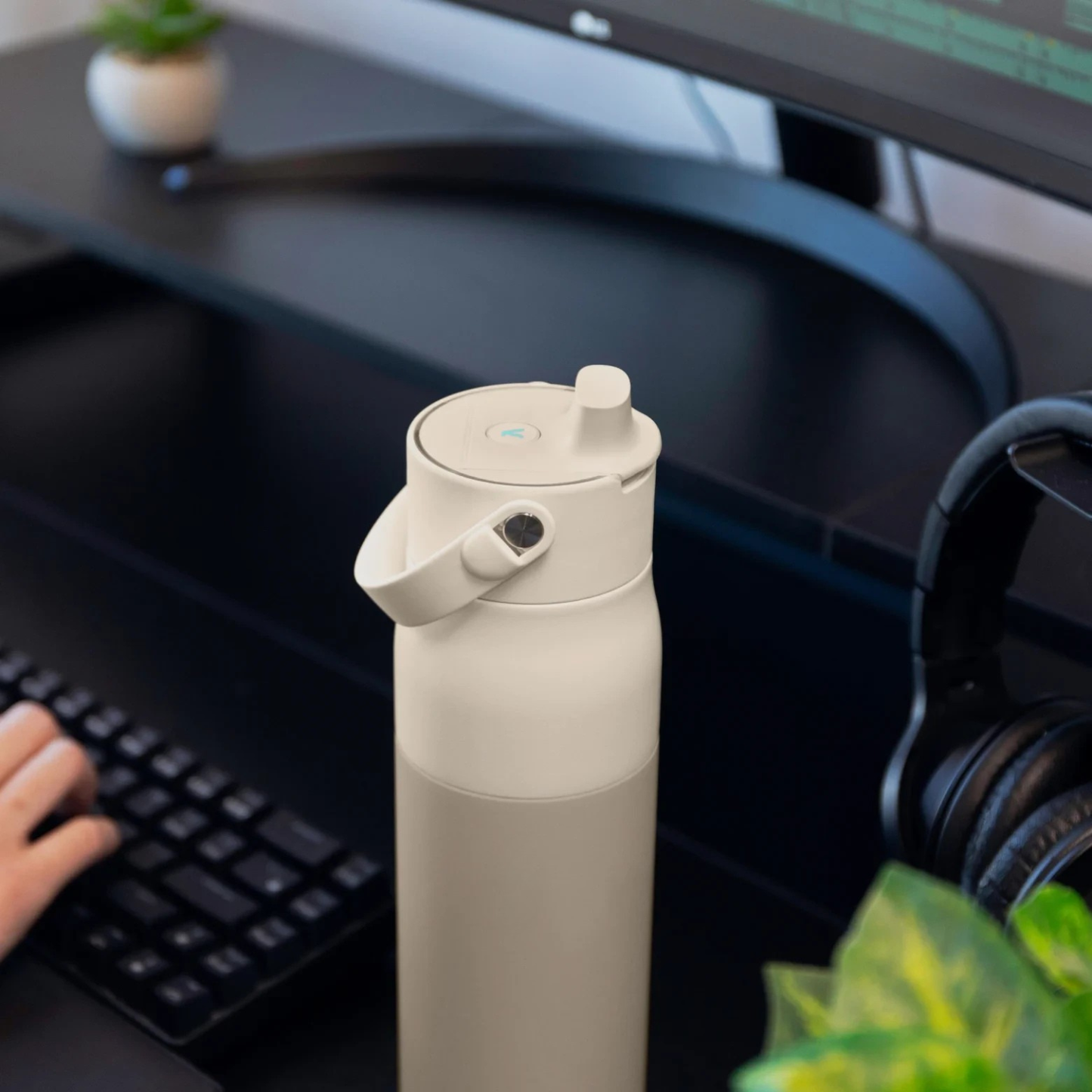 Gourde d'eau autonettoyante